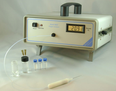 model-905v-pharmaceutical-vial-o2-analyzer.png